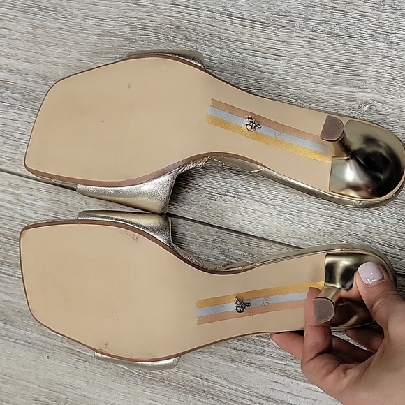 Sam Edelman Size 7 1/2 Gold Starla Quilted Mule - Picture 7 of 8